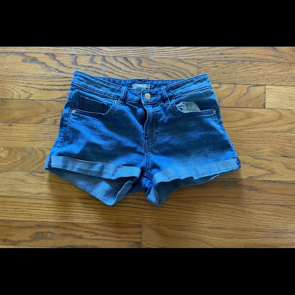 H & M denim shorts